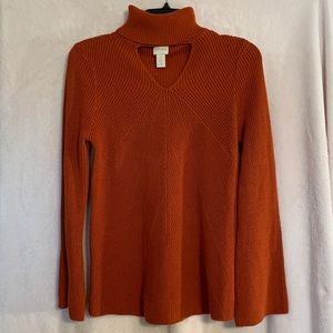 Chico’s Turtle Neck with Bell Sleeves! Sz. 0! EUC!